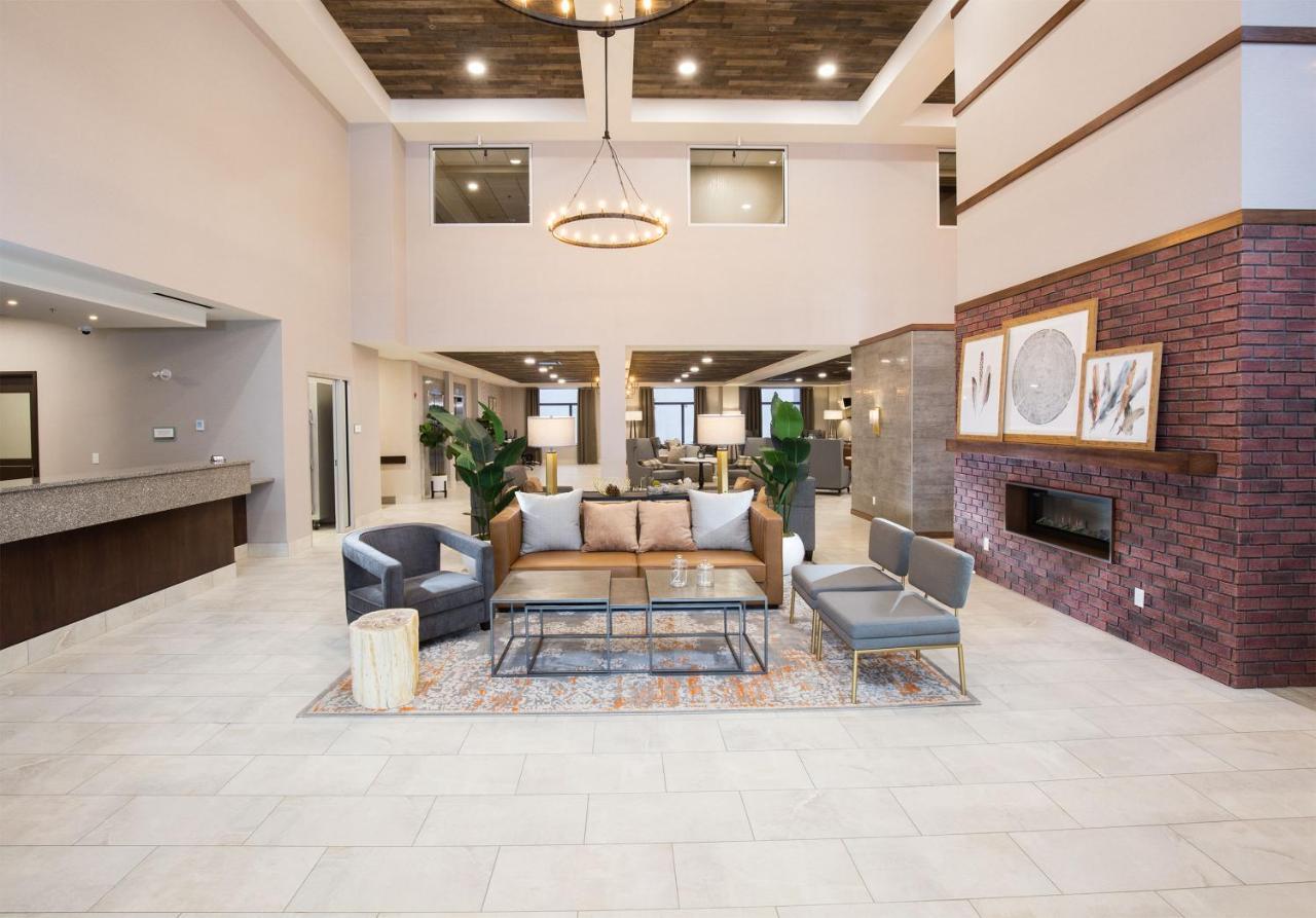 Pomeroy Inn & Suites 乔治王子城 外观 照片