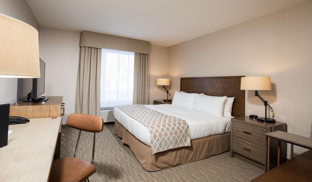Pomeroy Inn & Suites 乔治王子城 外观 照片